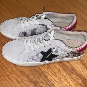 Vintage Havana Sneakers